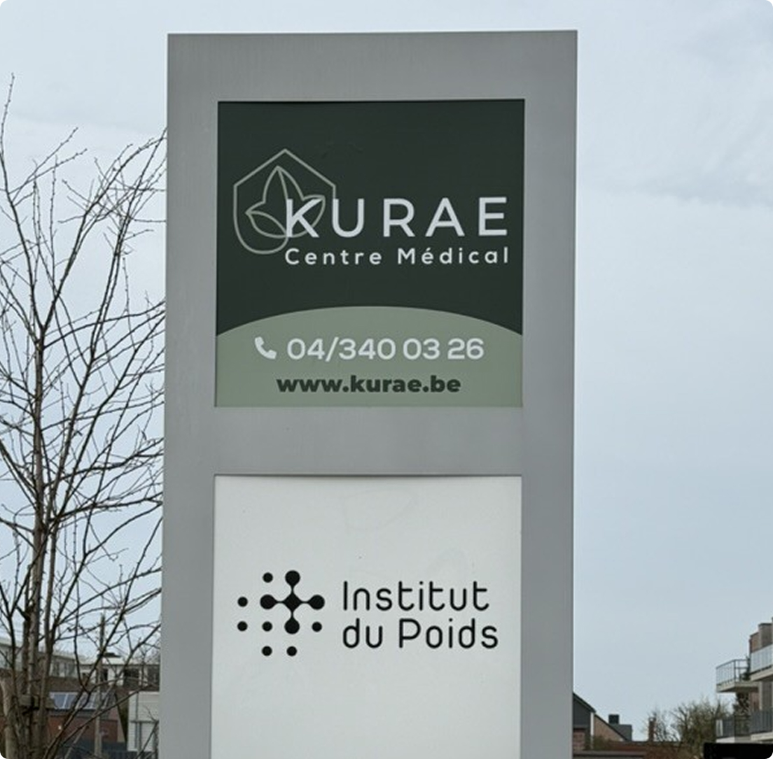 Centre Médical KURAE — enseigne